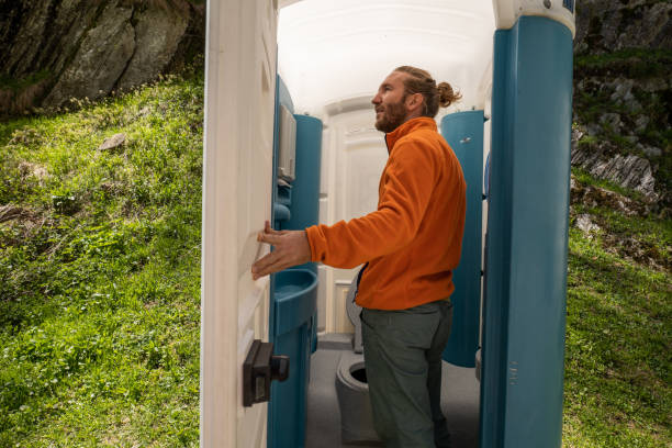 Portable Toilet Options We Offer in Dunwoody, GA